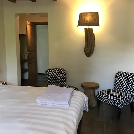 Fou Du Village Semesterbostad Bièvre