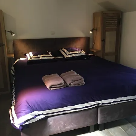 Fou Du Village Semesterbostad